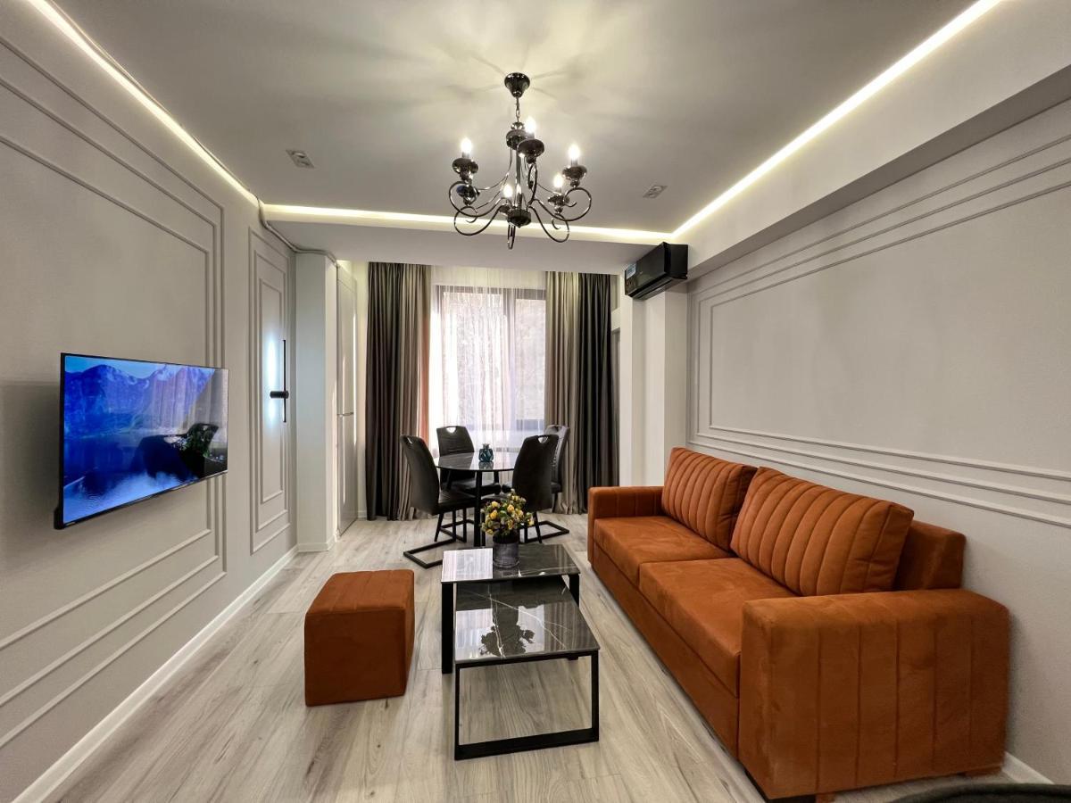 Cozy Apt 3 City Center Jerevan Buitenkant foto